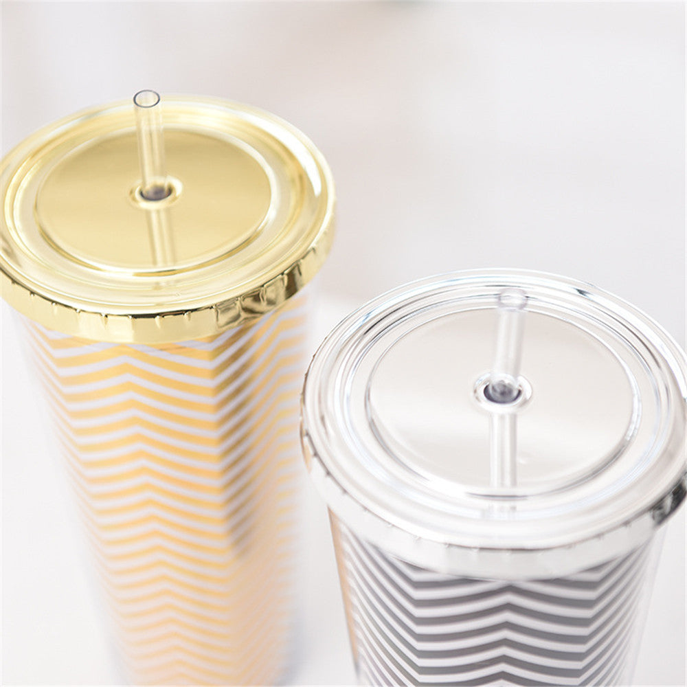 Double layer straw cup